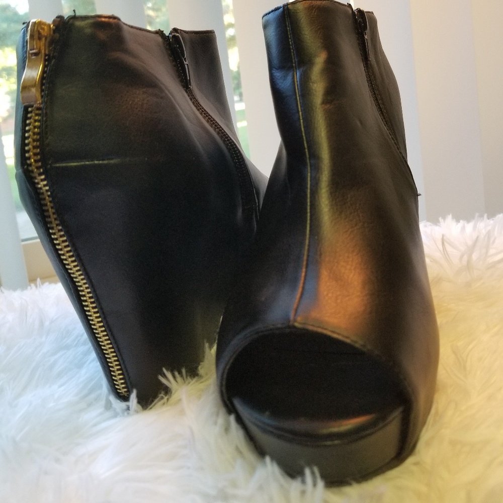 Wedge peep toe booties